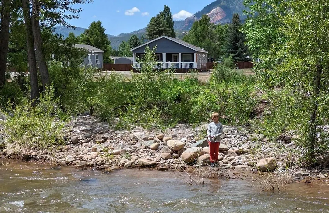 3Bed2Bath With Creek And Open Spaces-1