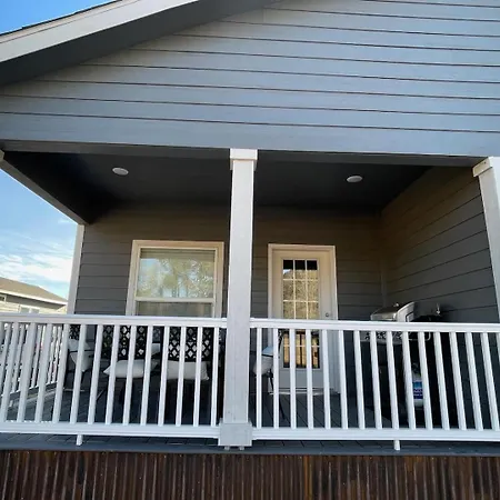 3Bed2Bath With Creek And Open Spaces-2