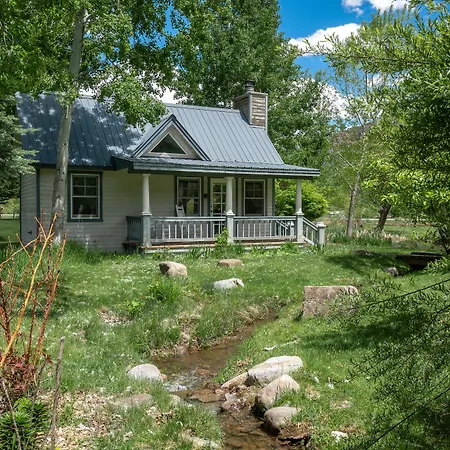 Apple Orchard Inn-3